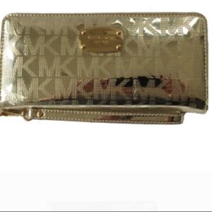 Michael Kors Jet Set Zip Around Cont Travel Wallet